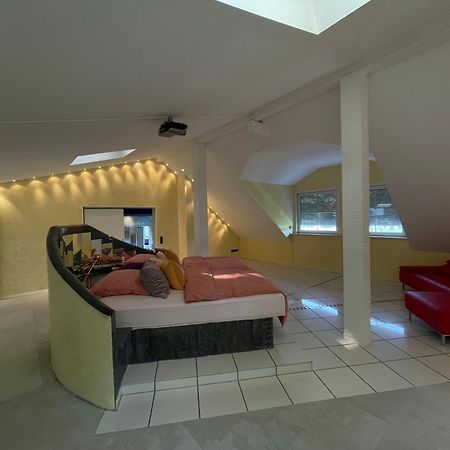 Ferienwohnung Riverside Resort Idyllisch Direkt An Der Lahn Diez Exteriör bild