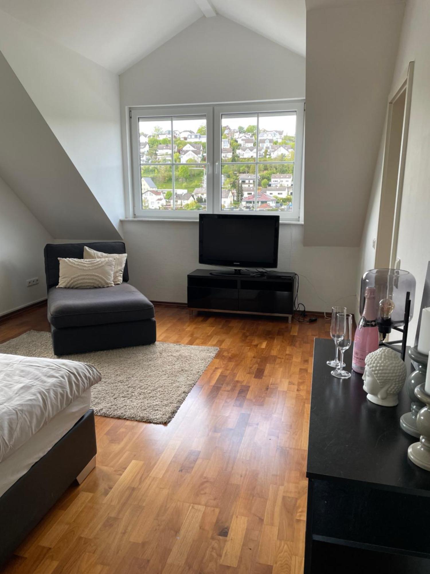 Ferienwohnung Riverside Resort Idyllisch Direkt An Der Lahn Diez Exteriör bild