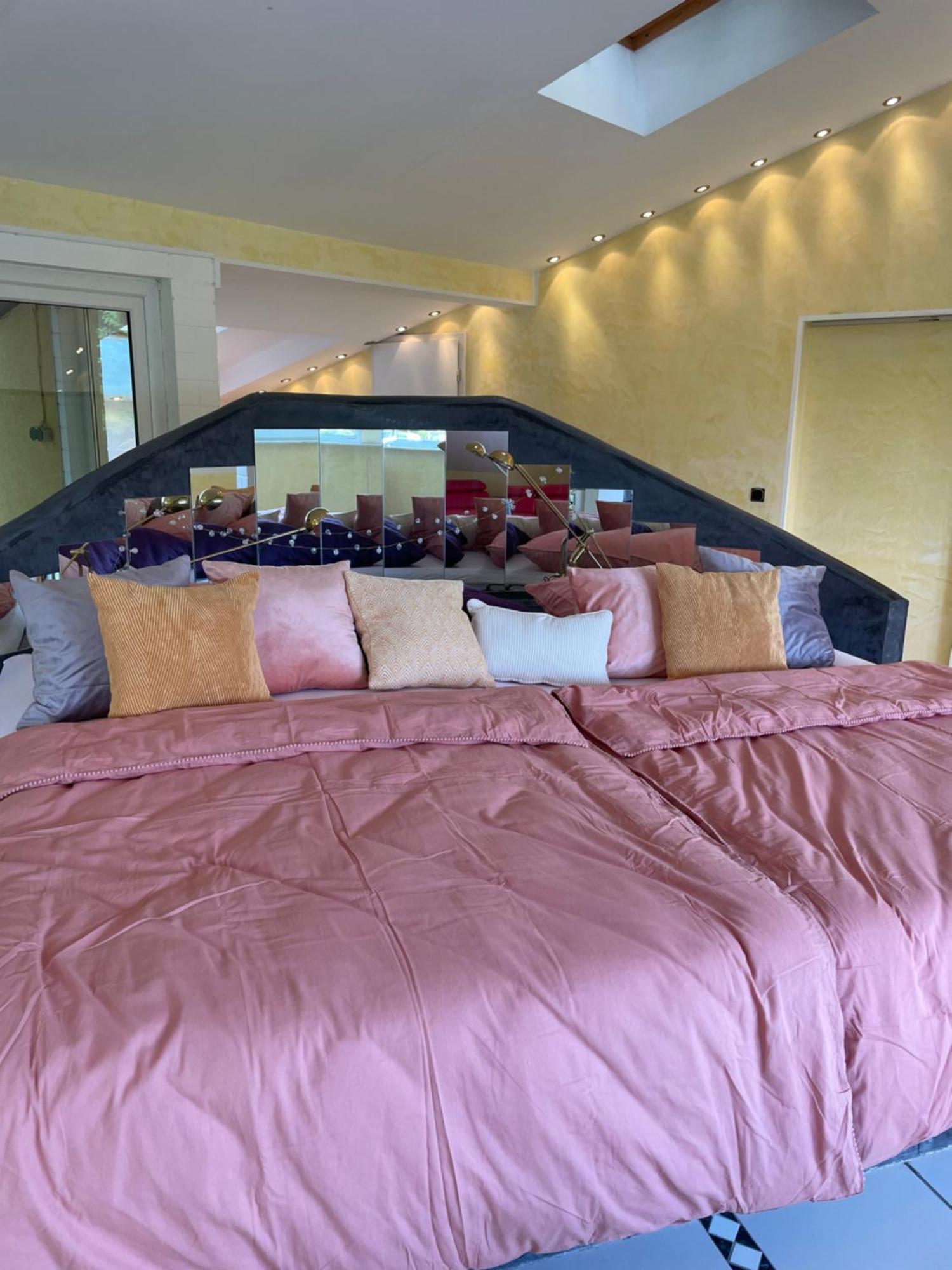 Ferienwohnung Riverside Resort Idyllisch Direkt An Der Lahn Diez Exteriör bild